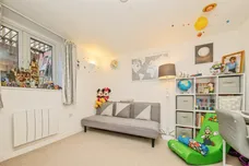 Brackenbury Close, Ipswich