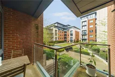 Chartfield Avenue, London, SW15 photo 5