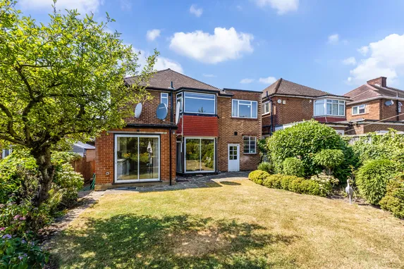 Weston Drive, Stanmore, HA7