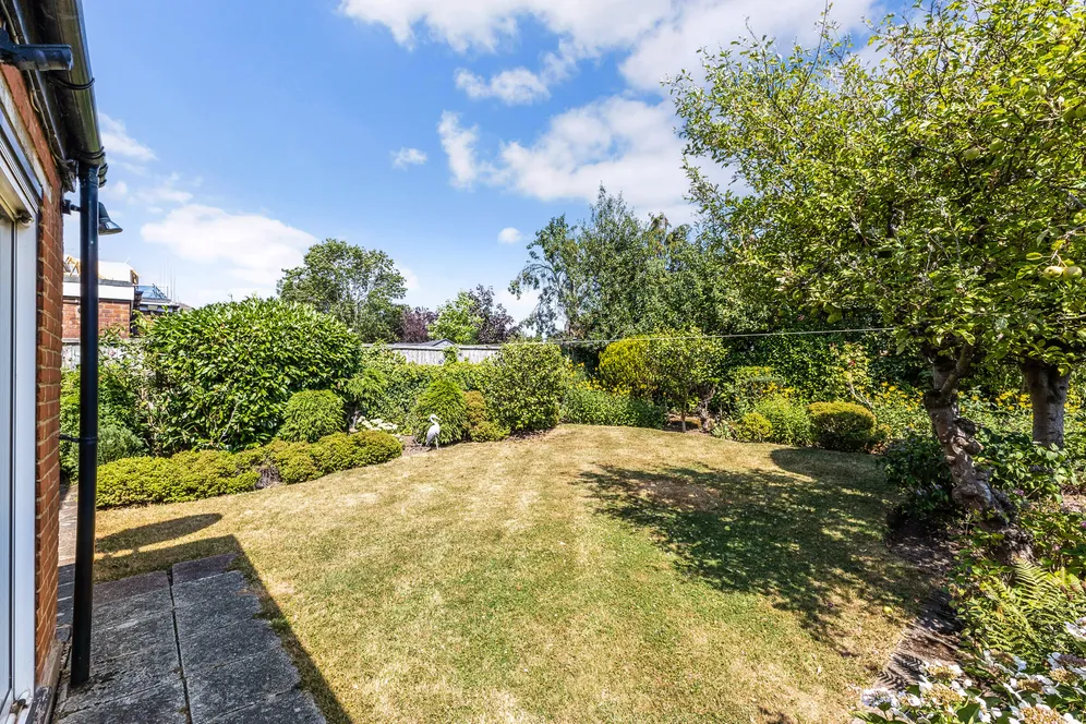 Weston Drive, Stanmore, HA7 photo 7