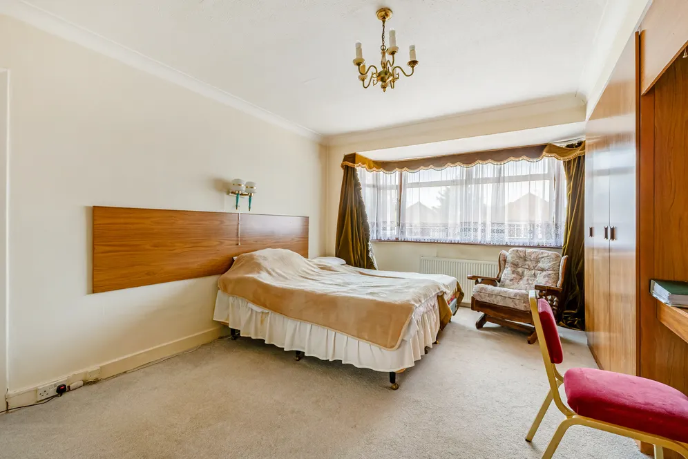 Weston Drive, Stanmore, HA7 photo 13
