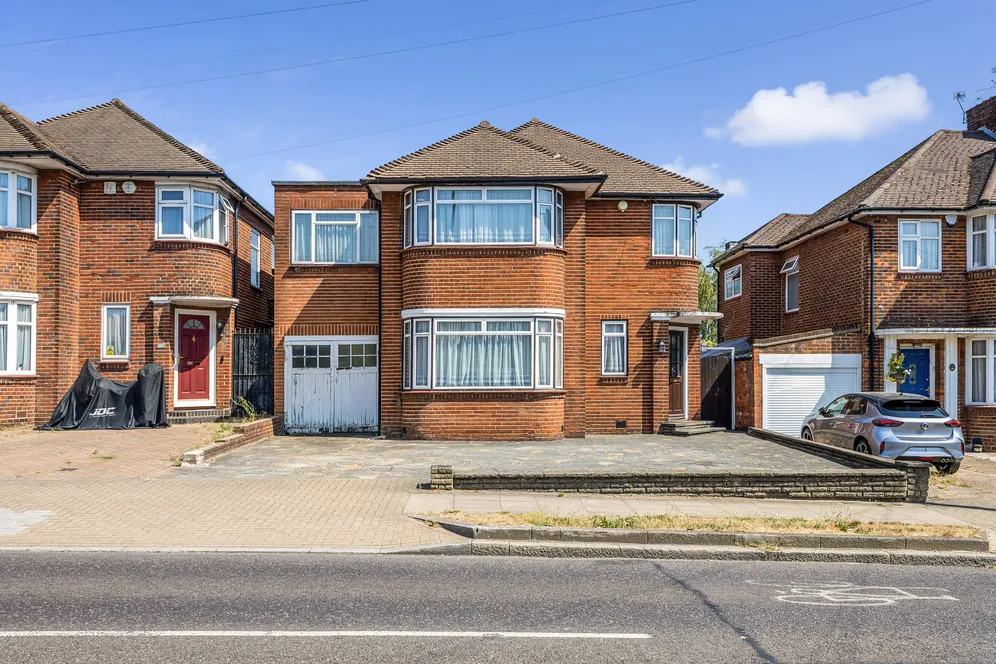 Weston Drive, Stanmore, HA7 photo 14