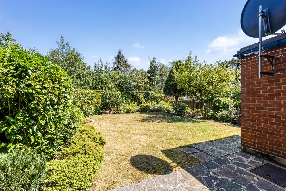 Weston Drive, Stanmore, HA7 photo 22