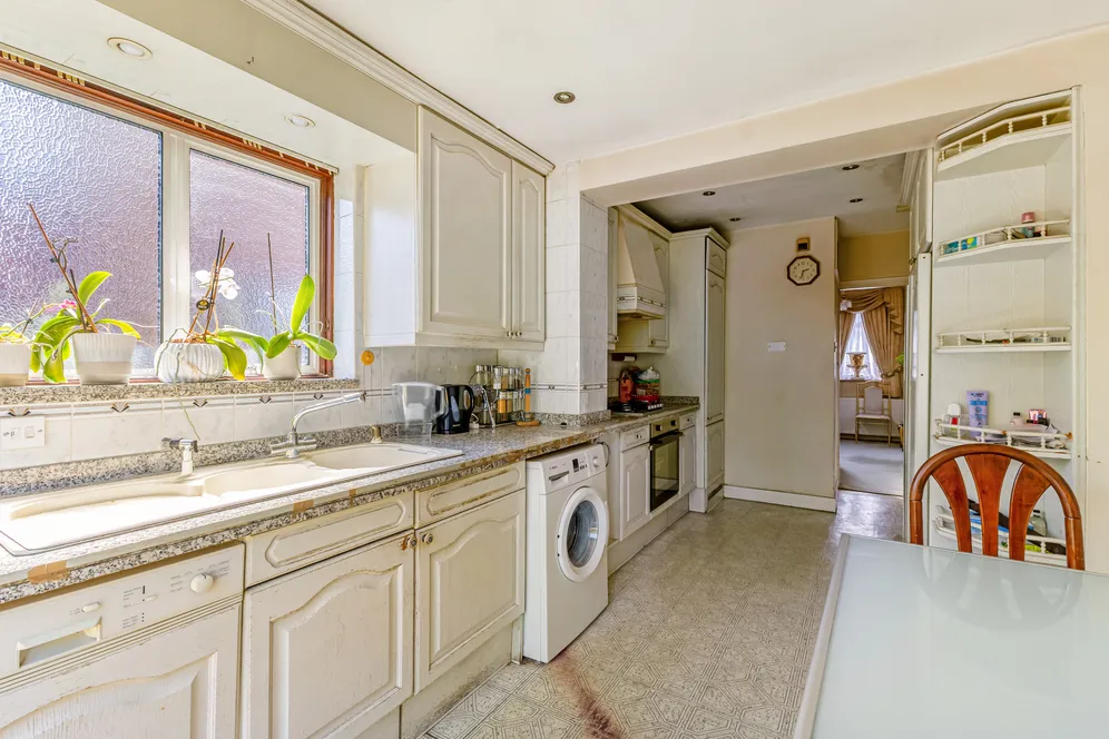 Weston Drive, Stanmore, HA7 photo 23