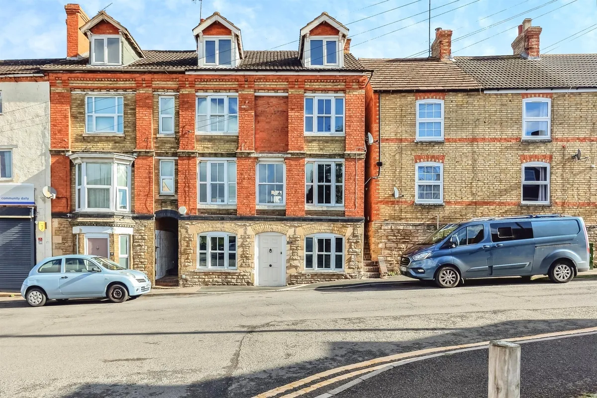 Hill Street, Raunds, WELLINGBOROUGH