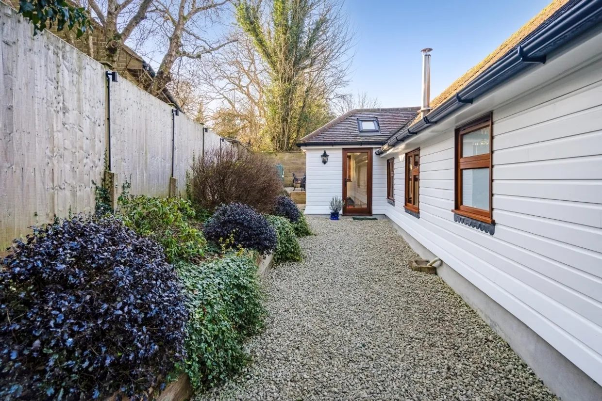 Kerves Lane, Horsham, RH13 photo 1