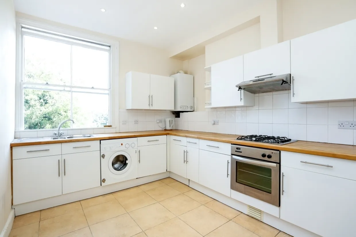 Upper Richmond Road London SW15 photo 2