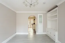Gainsborough Court, Walton-on-Thames KT12 photo 5