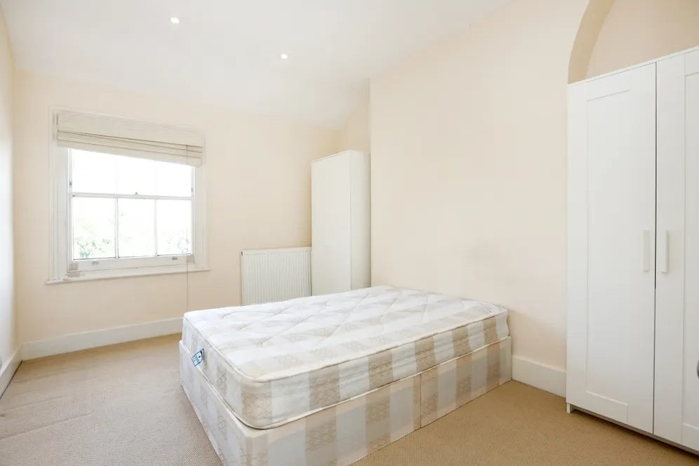Upper Richmond Road London SW15 photo 6