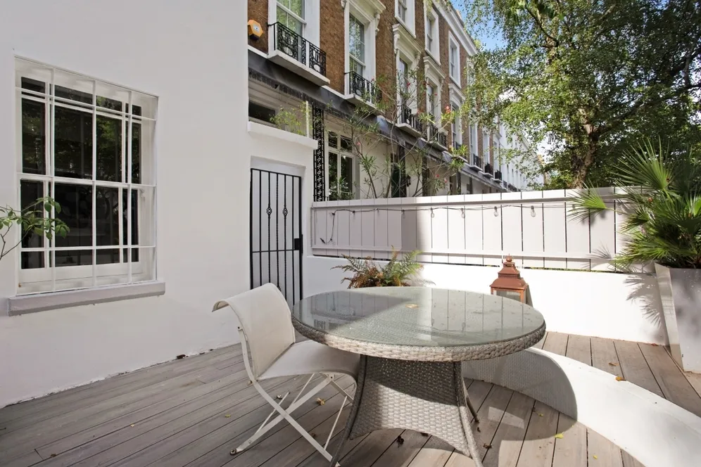 Artesian Road London W2 photo 7