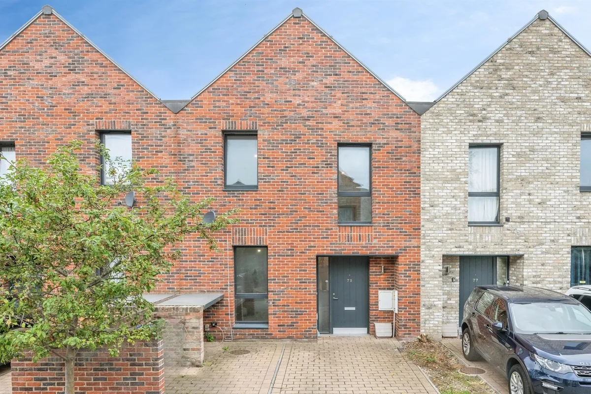 Northview Avenue, Tilbury