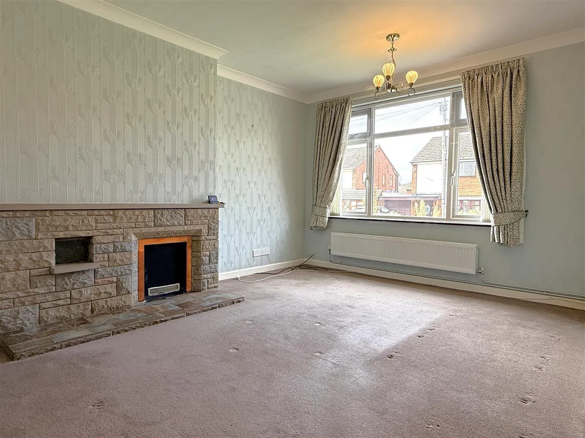 Milldale Crescent,, Fordhouses