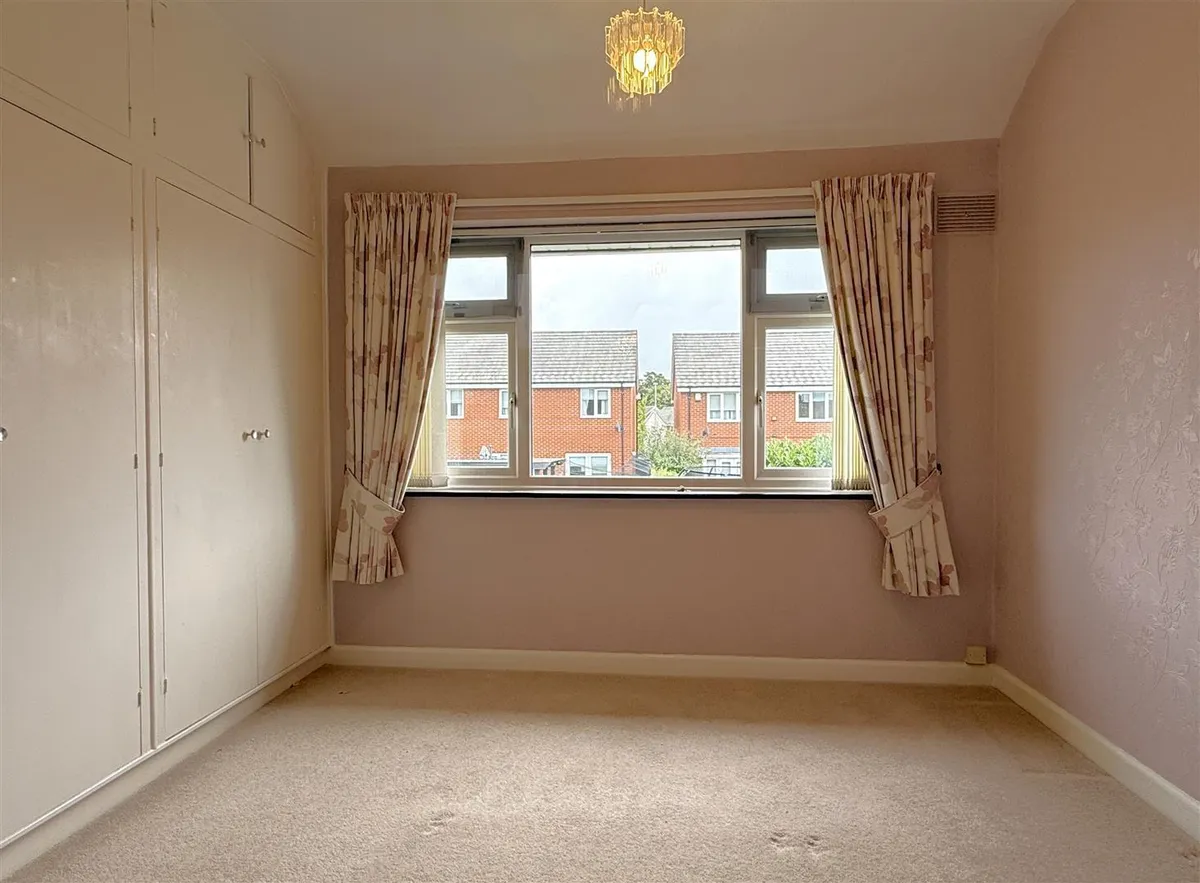 Milldale Crescent,, Fordhouses