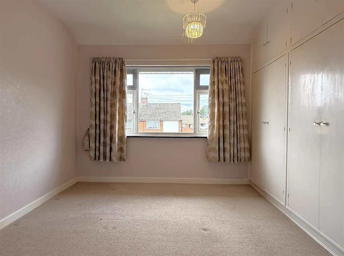 Milldale Crescent,, Fordhouses
