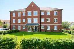 Knox Court, Rugby, CV22