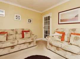 Rushton Road, Desborough, Kettering thumb 3