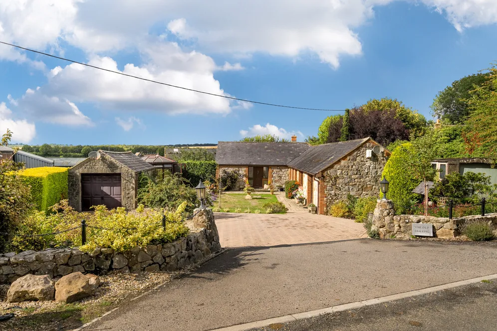 Lockeridge, Marlborough, SN8 photo 9