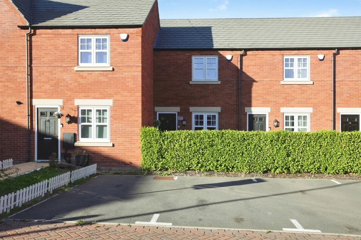 Caradon Way, Houlton, Rugby