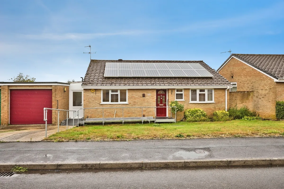 Park View, Crewkerne