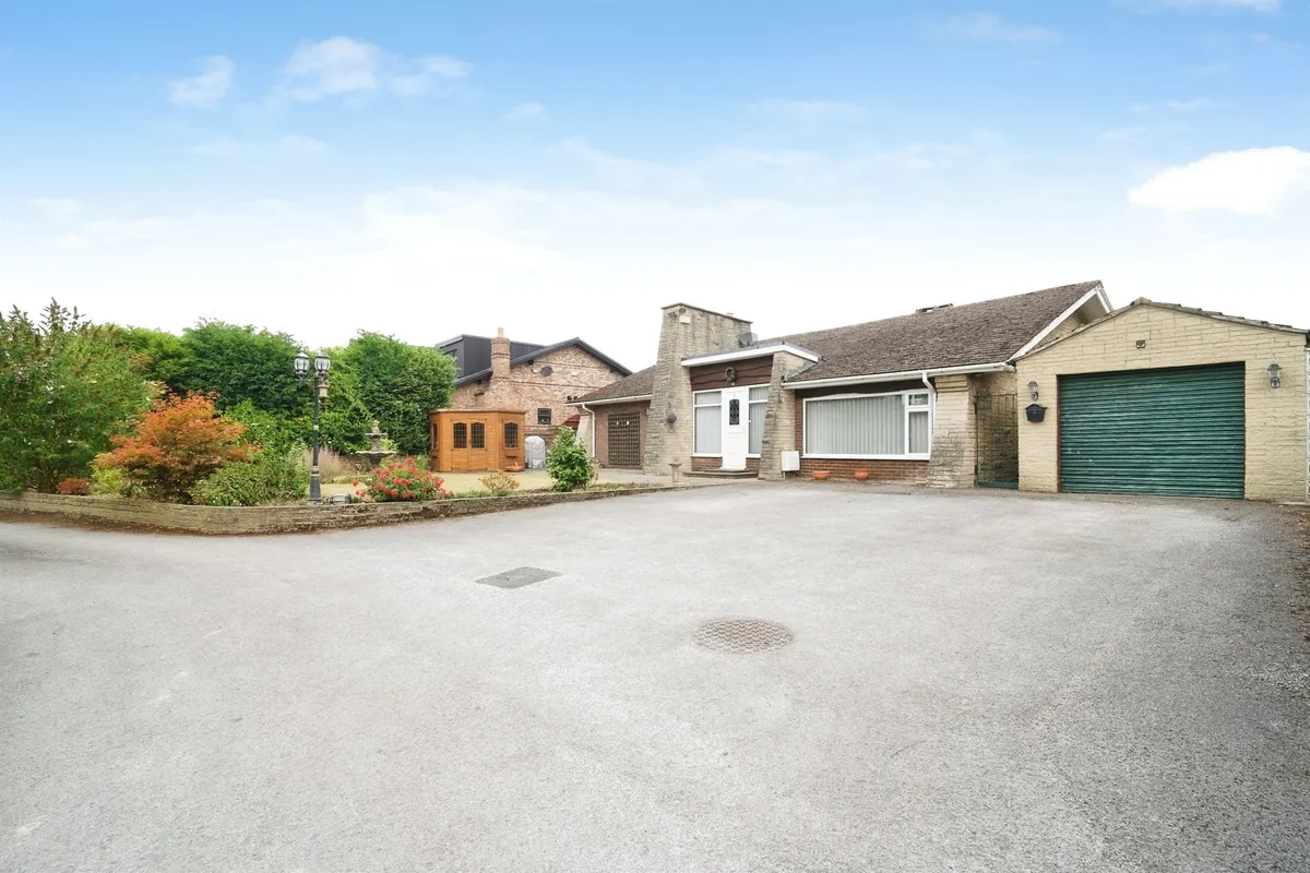 Top Fold, Ardsley, Barnsley