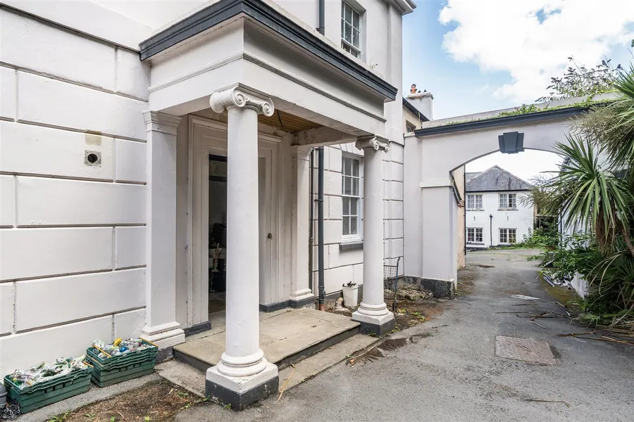 Property Image 13