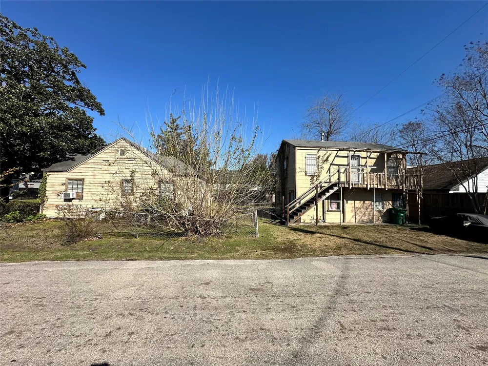 1502 Tabor St, Houston, TX 77009