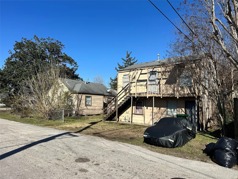 1502 Tabor St, Houston, TX 77009
