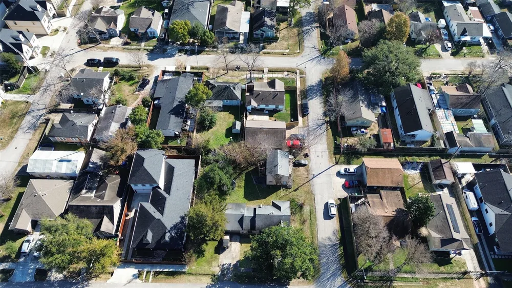 1502 Tabor St, Houston, TX 77009