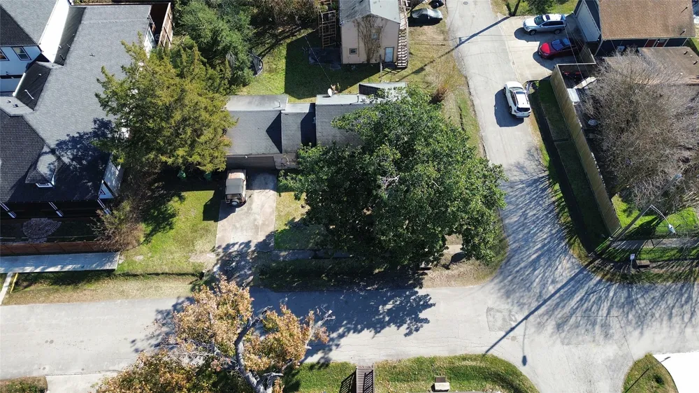 1502 Tabor St, Houston, TX 77009