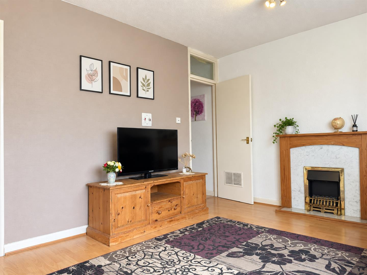 Weekes Drive Cippenham Image 1