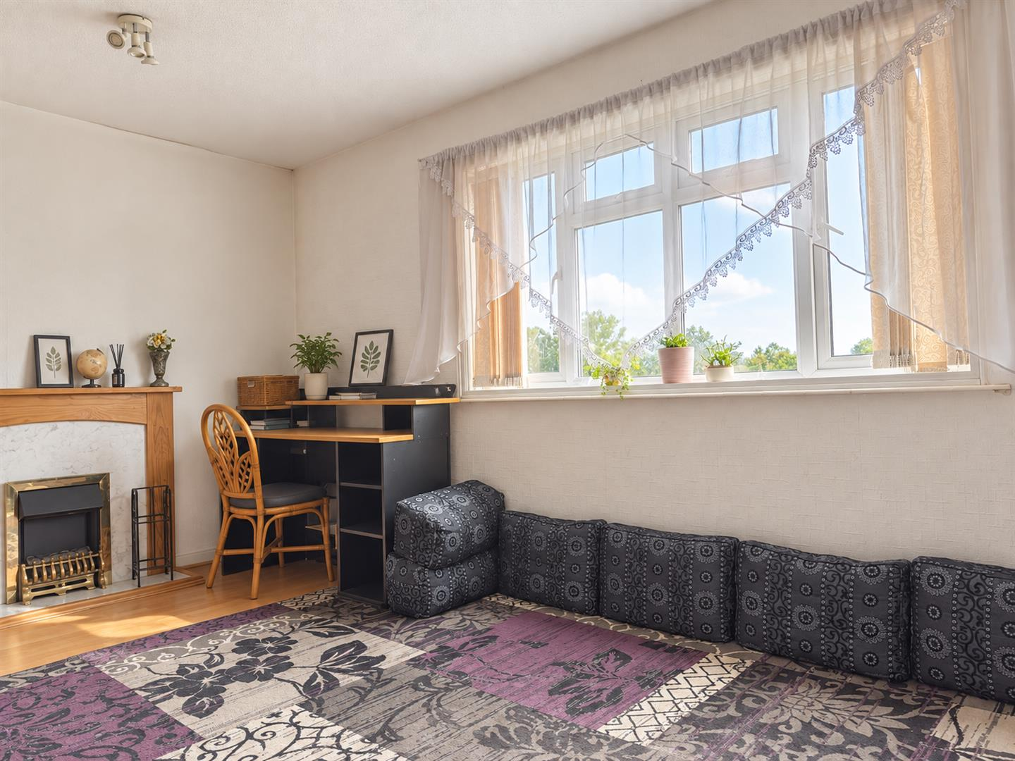 Weekes Drive Cippenham Image 3