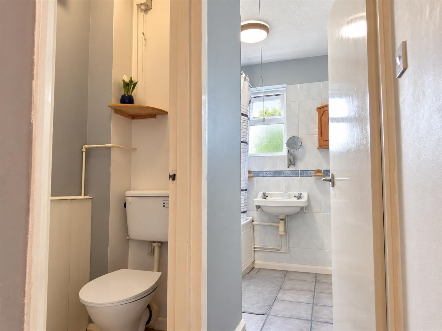 Weekes Drive Cippenham Image 11