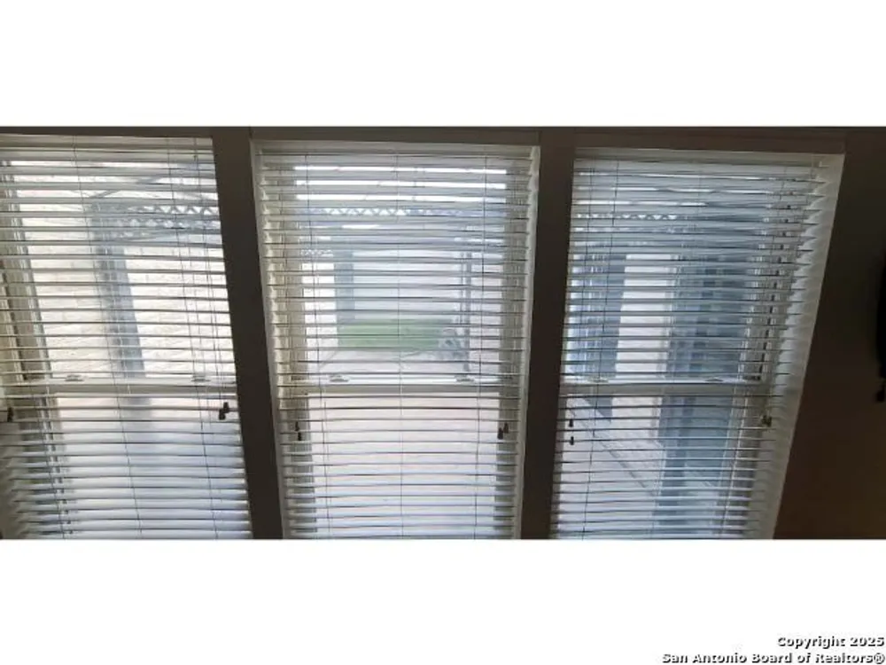5603 Arncliffe Dr, Houston, TX 77088