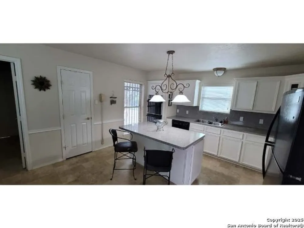 5603 Arncliffe Dr, Houston, TX 77088