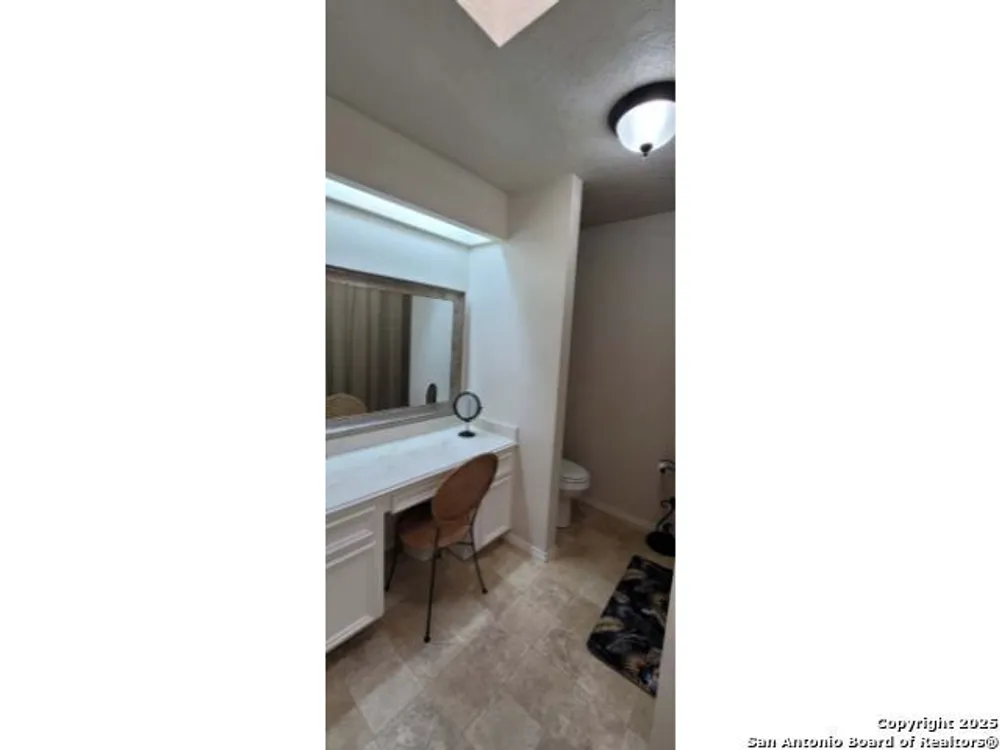 5603 Arncliffe Dr, Houston, TX 77088