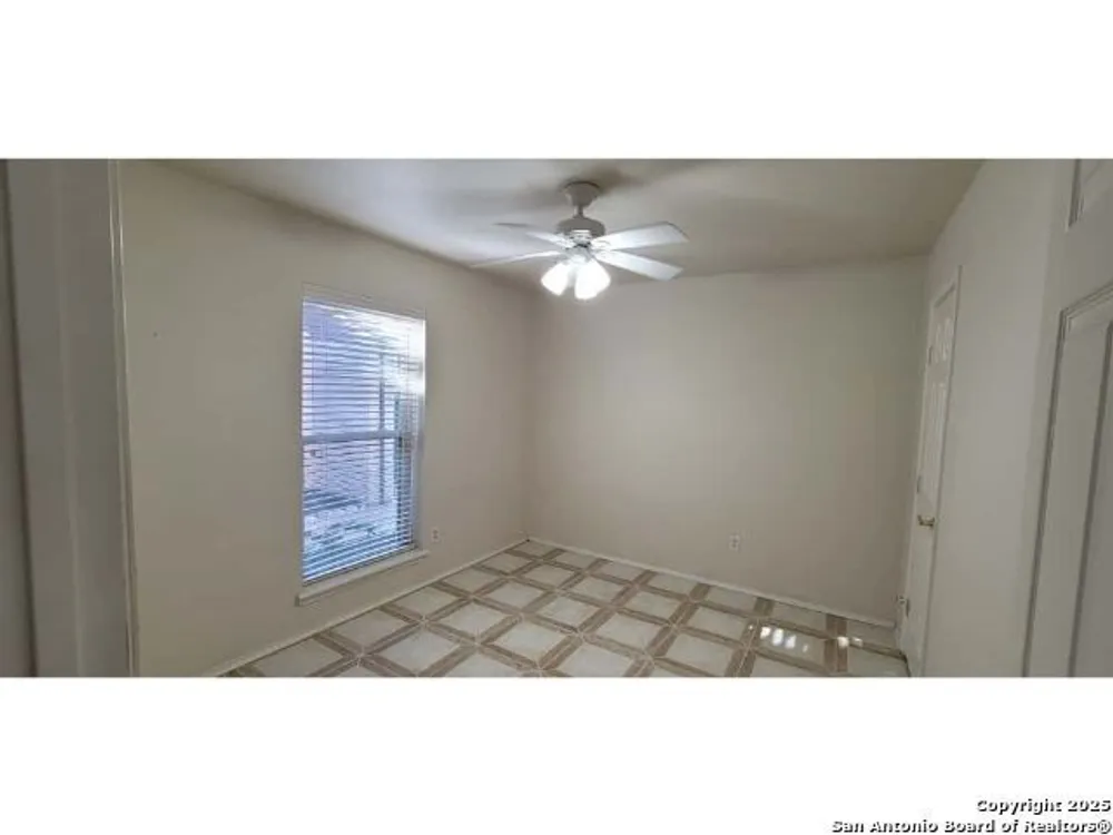 5603 Arncliffe Dr, Houston, TX 77088