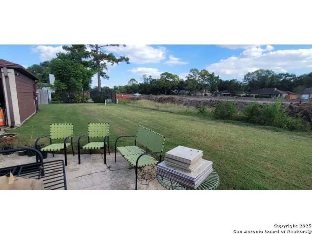 5603 Arncliffe Dr, Houston, TX 77088