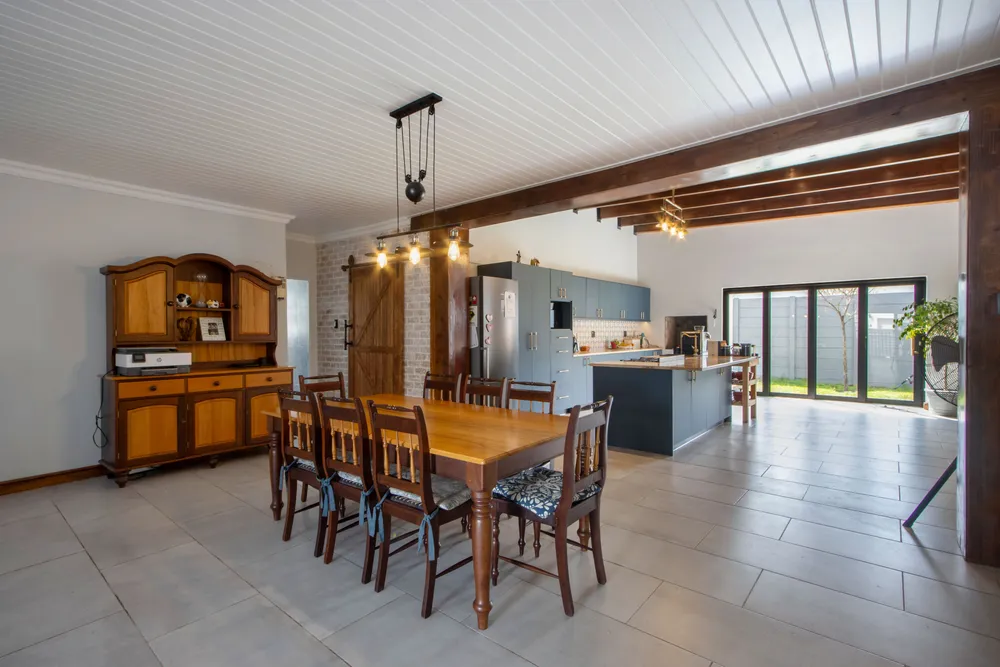 South Africa, Western Cape, Lochnerhof, Joubert Street, 43