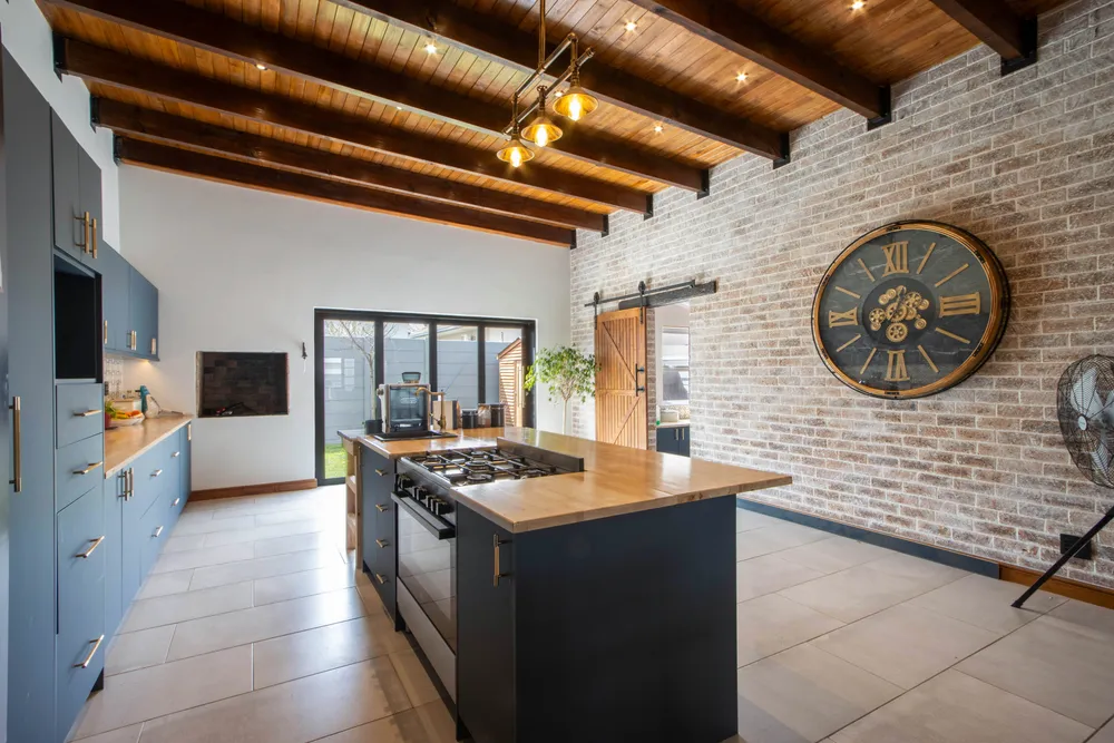 South Africa, Western Cape, Lochnerhof, Joubert Street, 43