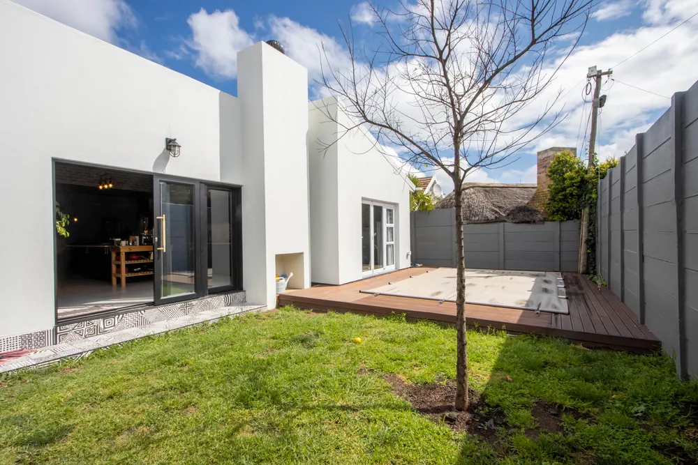 South Africa, Western Cape, Lochnerhof, Joubert Street, 43