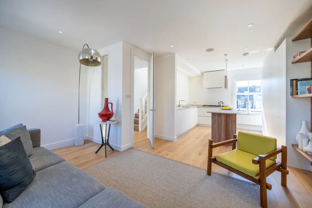 Althea Street, London, SW6 photo 8