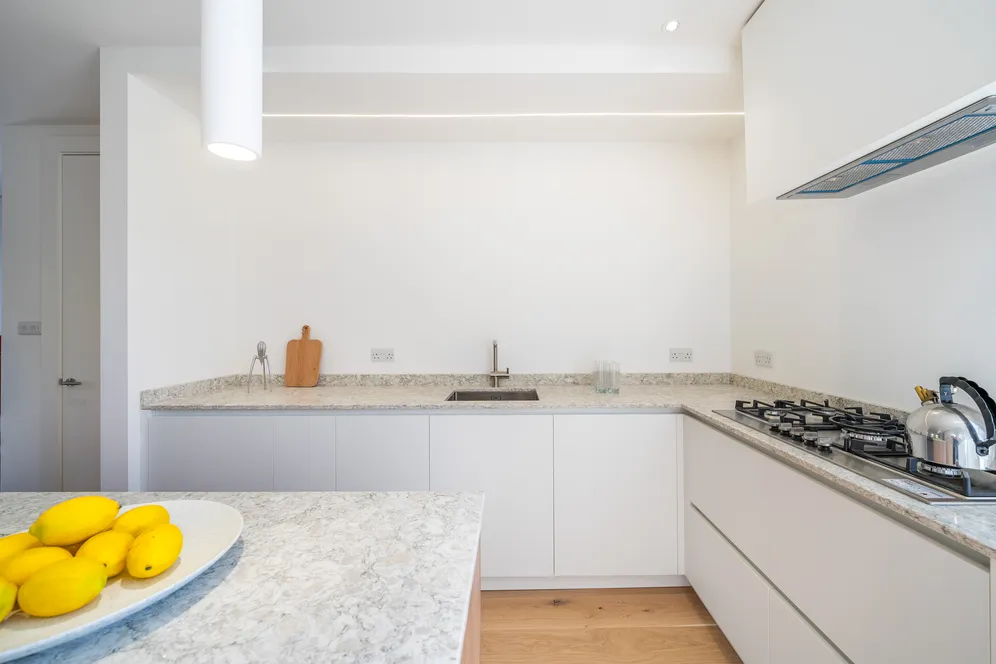 Althea Street, London, SW6 photo 9