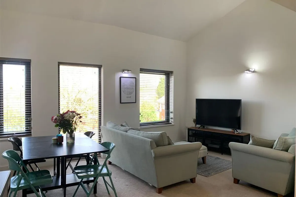 The Serpentine, AYLESBURY
