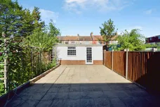 Flanders Road, London