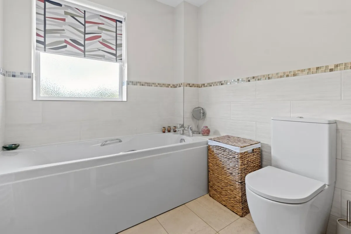 New Barn Lane, Ridgewood, Uckfield, East Sussex, TN22