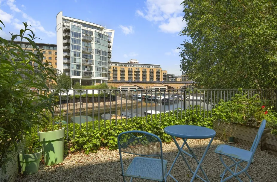 Property Photo 1