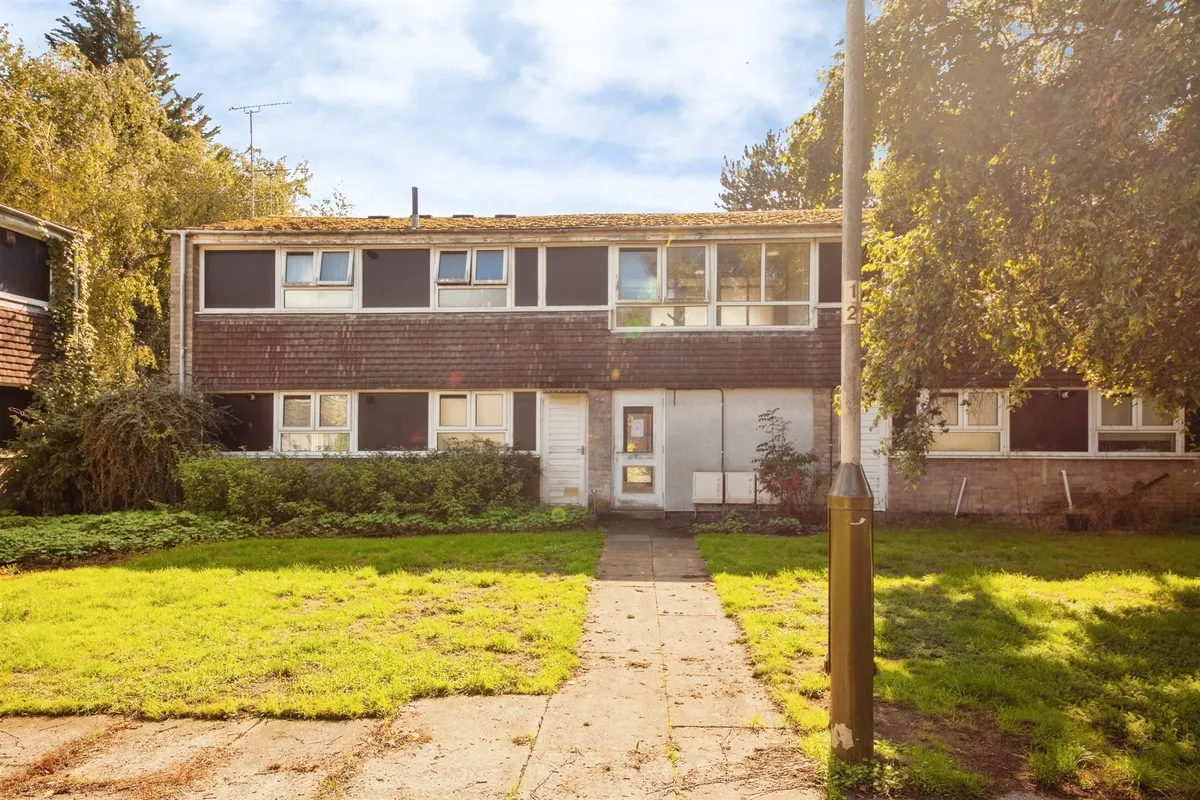 Gisbourne Court, Evington, LEICESTER