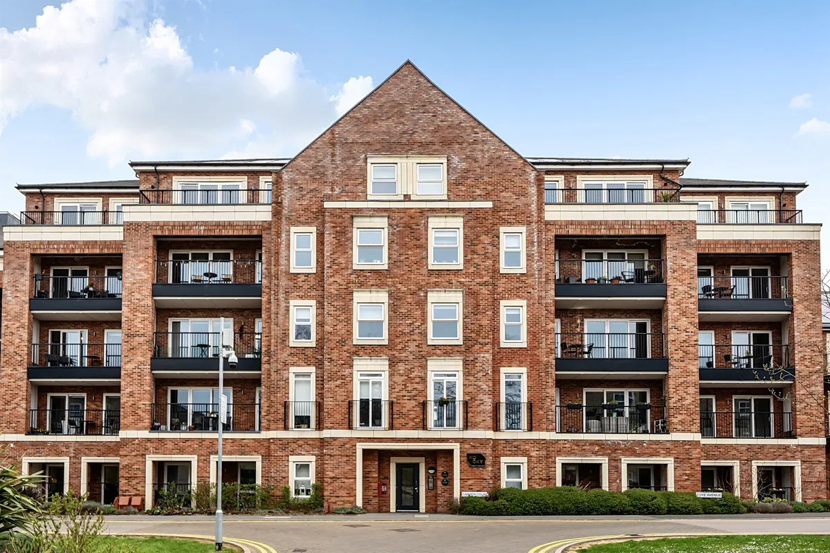 Toye Avenue, London