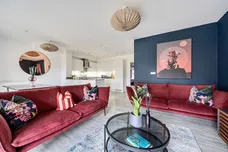 Toye Avenue, London