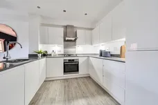 Toye Avenue, London